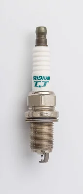 Свеча зажигания DENSO Iridium 3707100AEC02