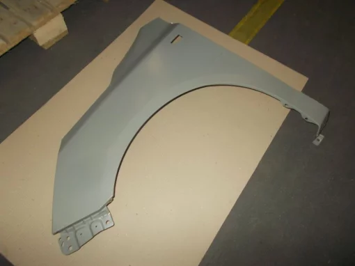 Крыло переднее левое 52035066